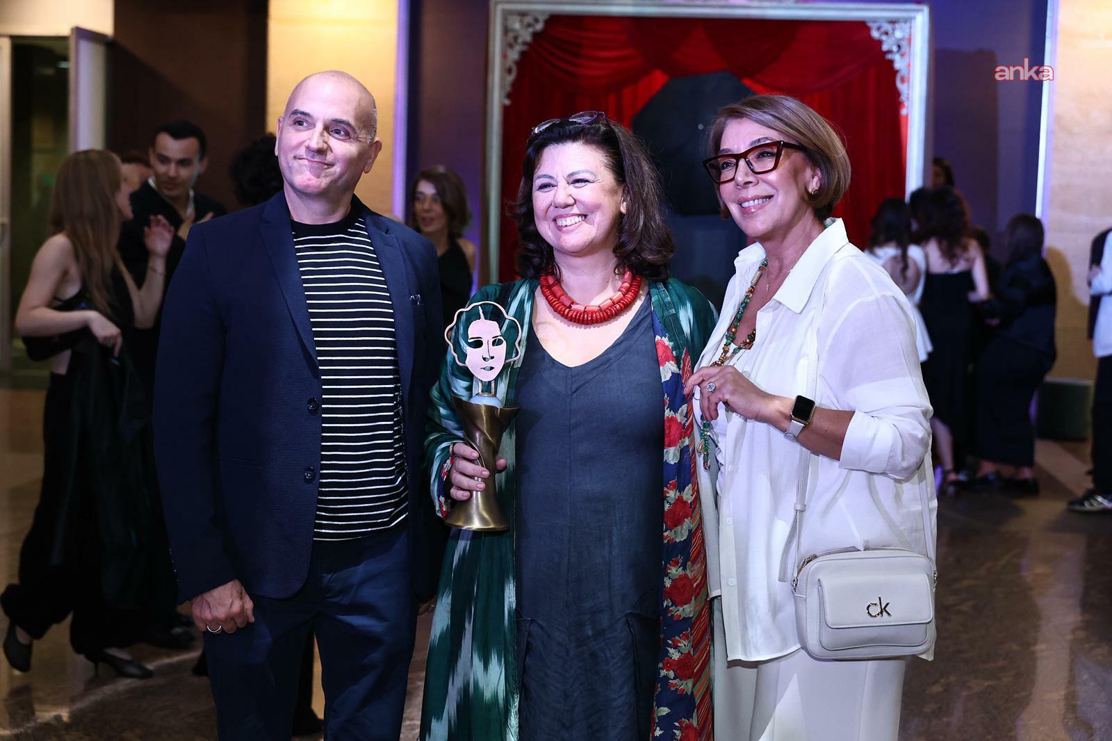 Ağrı Dağı Efsanesi'ne Afife’den iki ödül kazandı